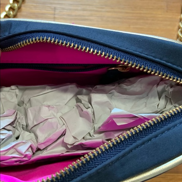 Lilly Pulitzer - Picture 4 of 5